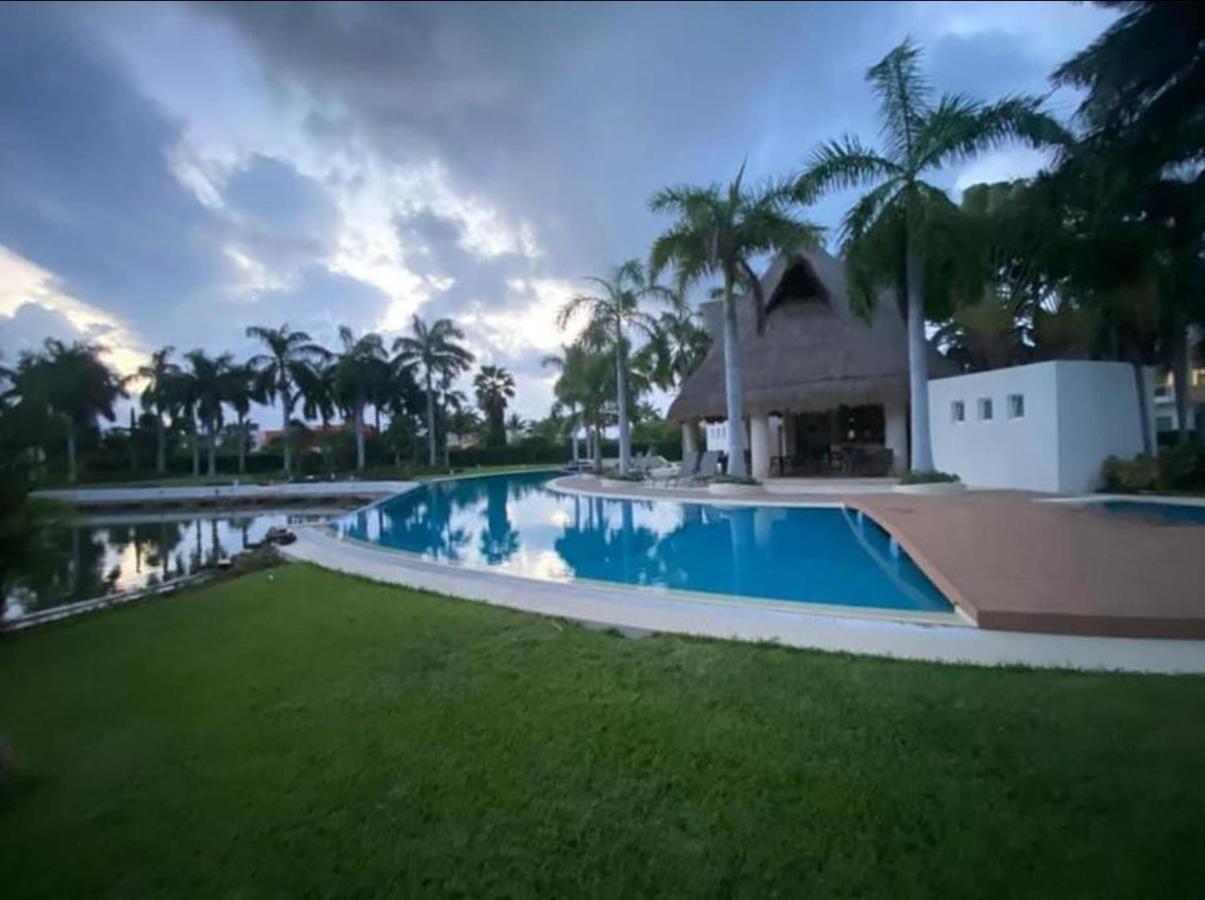 Luxury Caribe Apartment
